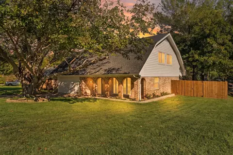 7250 Ridge Park Ln, Dallas, TX 75232