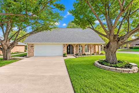 7250 Ridge Park Ln, Dallas, TX 75232