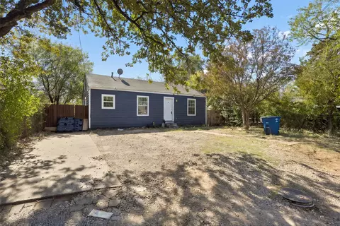 1206 Grant St, Dallas, TX 75203