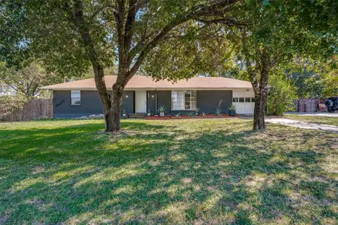 1822 Glenn Ln, Glenn Heights, TX 75154