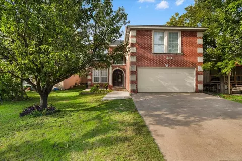 3019 29th St, Fort Worth, TX 76106
