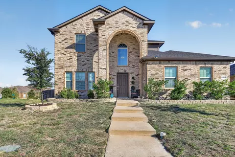 2325 Redwood Dr, Lancaster, TX 75134