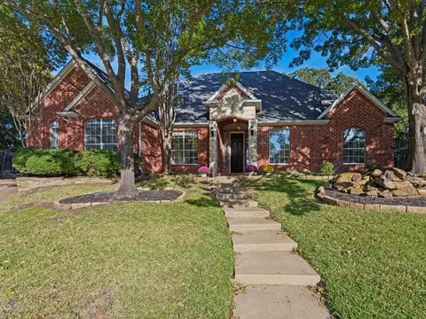 8428 Havenwood Dr, North Richland Hills, TX 76182