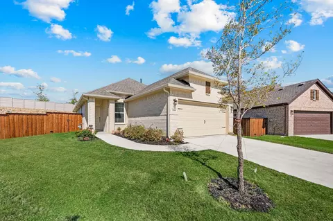 208 Palo Duro Bnd, Rhome, TX 76078