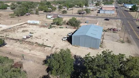 105 S 5th St, Goree, TX 76363 photo 5