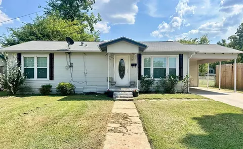 207 Park St E, Sulphur Springs, TX 75482