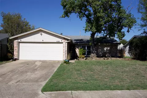 626 Thornwood Trl, Grand Prairie, TX 75052