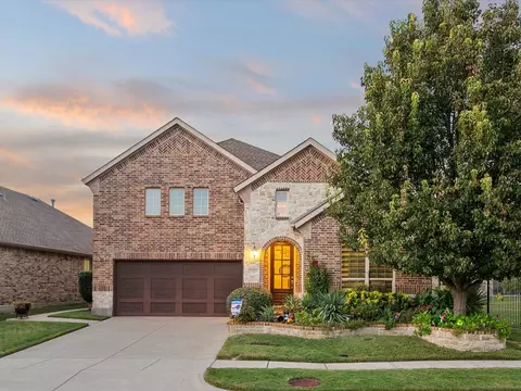 1767 Bluebird Ct, Carrollton, TX 75010