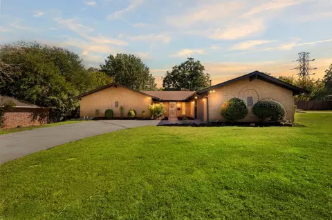6313 Whitman Ave, Fort Worth, TX 76133