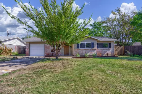 3106 Parker St, Irving, TX 75062