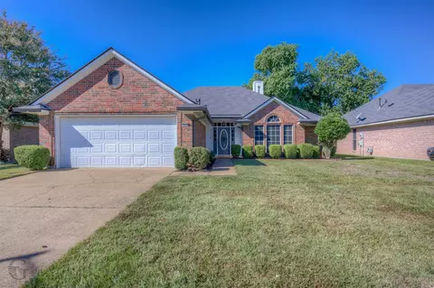 6018 Sandalwood Dr, Bossier City, LA 71111
