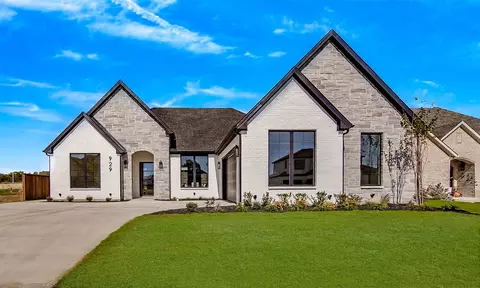 929 Claystone Ridge Dr, Burleson, TX 76028