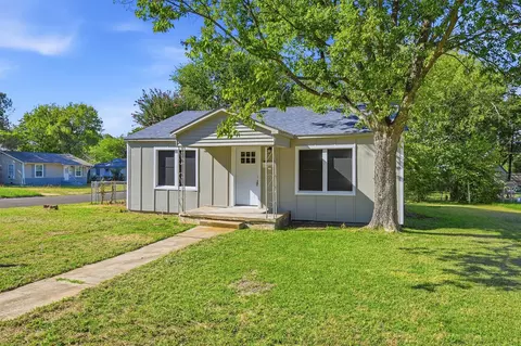 1218 S Maxey St, Sherman, TX 75090