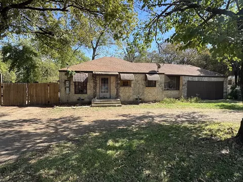 2242 Lolita Dr, Dallas, TX 75227