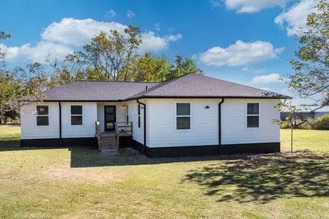 11698 Us Highway 80, Fruitvale, TX 75127