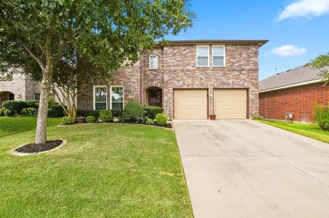 13041 Fencerow Rd, Fort Worth, TX 76244