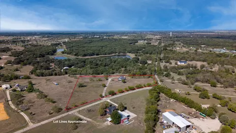 8935 Bluebonnet Dr, Scurry, TX 75158