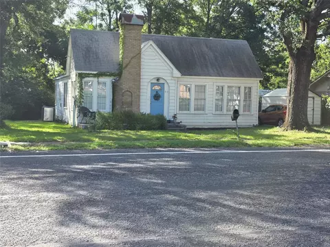 810 N Main, Winnsboro, TX 75494
