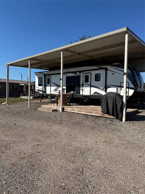 562 Cheyenne, Quitman, TX 75783 photo 3