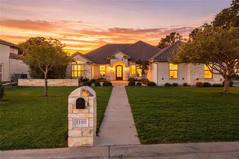 1100 Catalina Bay Blvd, Granbury, TX 76048