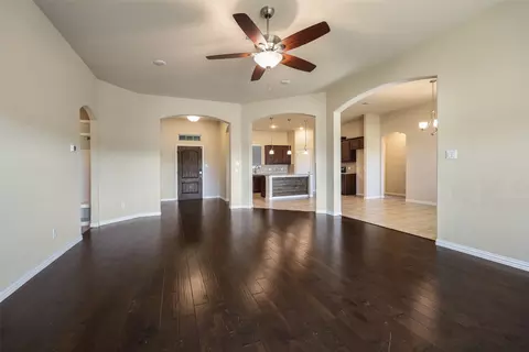 Living - 8818 Abner Rd, Terrell, TX 75161 photo 3 of 5