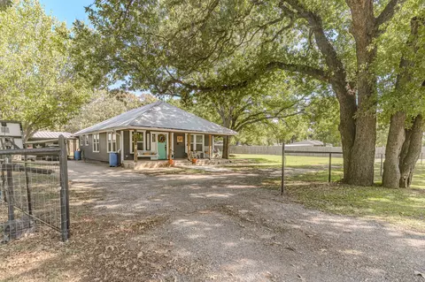 4409 Tin Top Rd, Weatherford, TX 76087