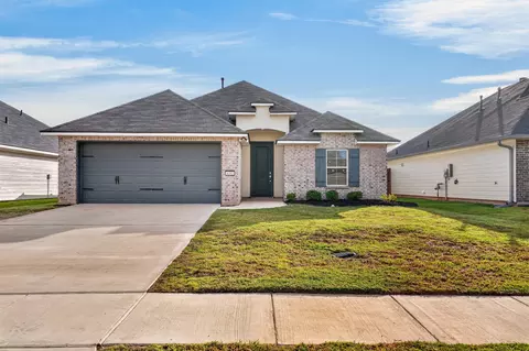 4163 Grassy Lake Dr, Bossier City, LA 71111