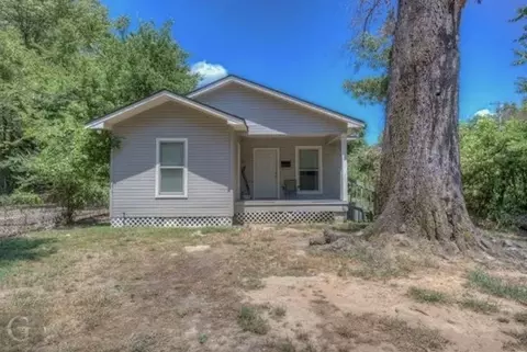 3110 Lindholm St, Shreveport, LA 71108