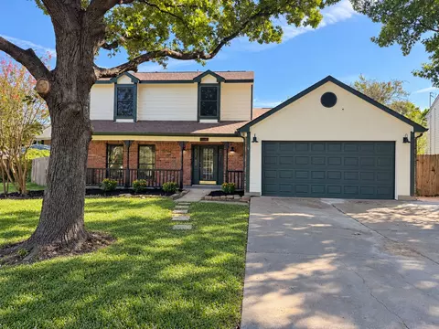 608 Valley Mills Dr, Arlington, TX 76018