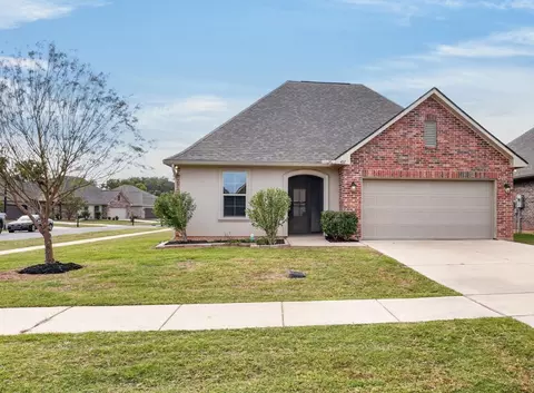 431 Mangrove Ln, Bossier City, LA 71111