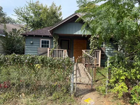 2343 Macon St, Dallas, TX 75215