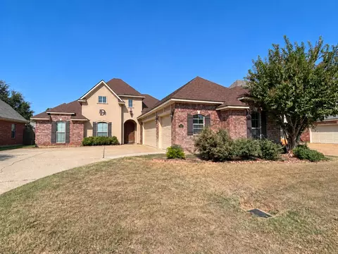 760 Hackberry Dr, Bossier City, LA 71111