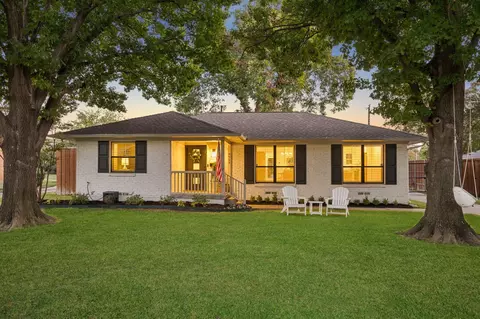 9924 Parkford Dr, Dallas, TX 75238