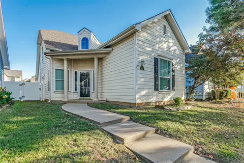 9919 Birch Dr, Providence Village, TX 76227
