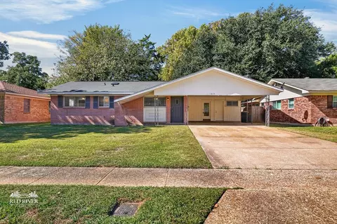 1807 Diana St, Bossier City, LA 71112