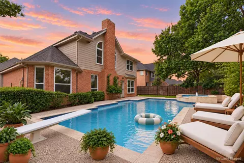 511 Clover Leaf Ln, Mckinney, TX 75072