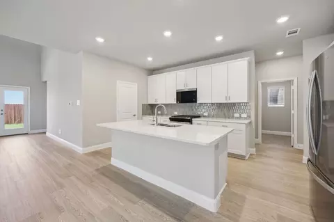 3037 Dry Brook Way, Fort Worth, TX 76179