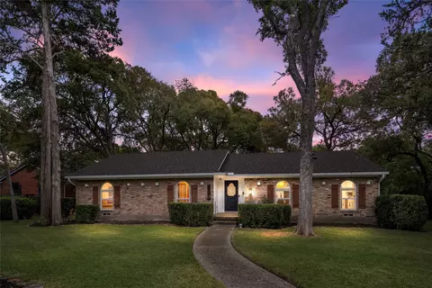 1516 Kiltartan Dr, Dallas, TX 75228