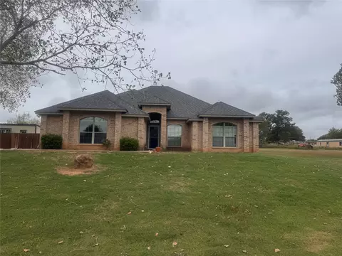 108 Nicole Ln, Weatherford, TX 76087