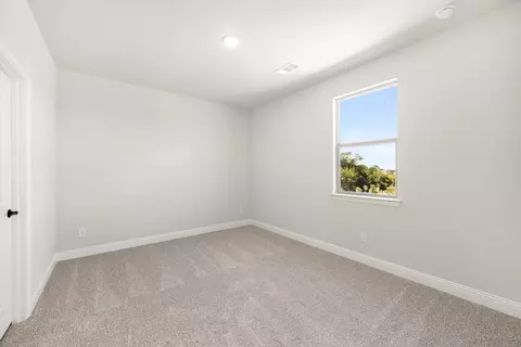 Bedroom - 12827 Pine Ridge Trl, Rowlett, TX 75089 photo 4 of 4