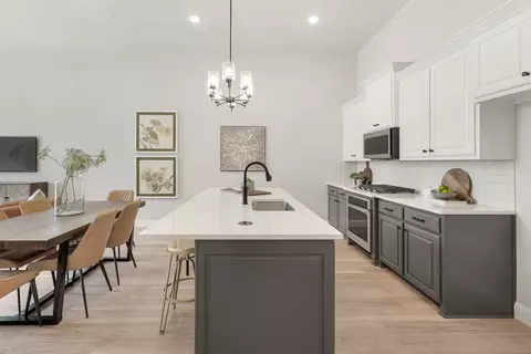 Kitchen - 12827 Pine Ridge Trl, Rowlett, TX 75089 photo 1 of 2
