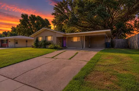 2608 Douglas Dr, Bossier City, LA 71111