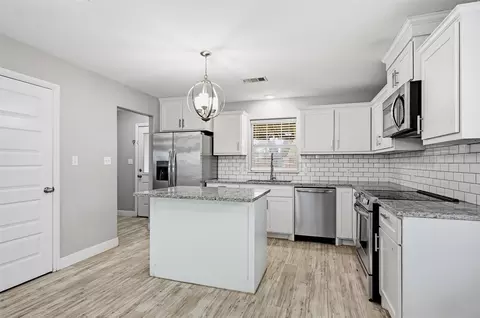 Kitchen - 304 E Hull St, Denison, TX 75021 photo 1 of 5