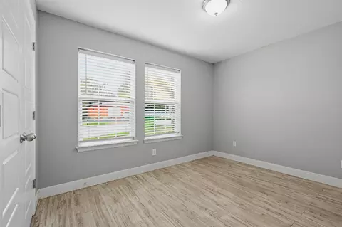 Bedroom - 304 E Hull St, Denison, TX 75021 photo 2 of 2