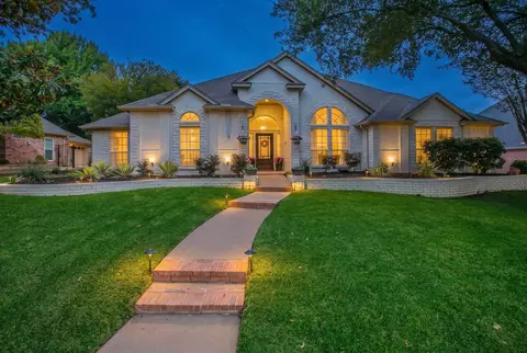 2605 Wild Ivy Trl, Mansfield, TX 76063