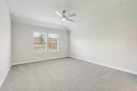 Bedroom - 1333 Rosaderos Rd, Haslet, TX 76052 photo 4 of 6