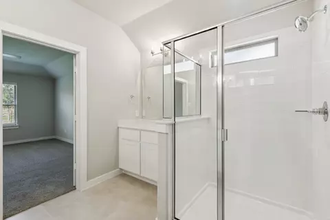 Bath - 1333 Rosaderos Rd, Haslet, TX 76052 photo 2 of 3