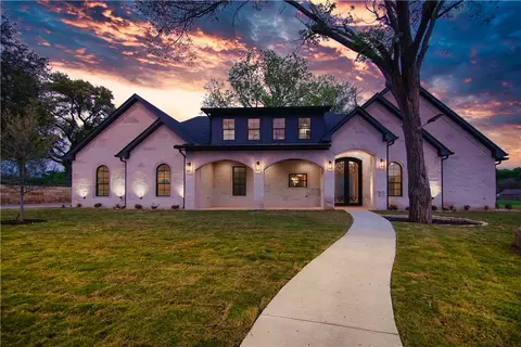 107 Willow Vly, Waco, TX 76705
