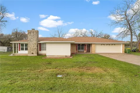 783 Winding Oaks Dr, Waco, TX 76705