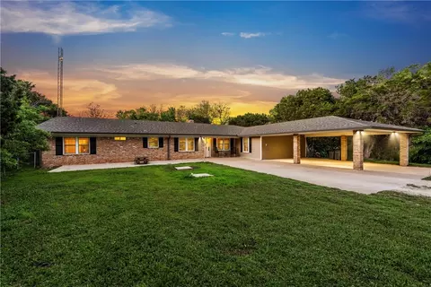 1199 Range Rd, China Spring, TX 76633